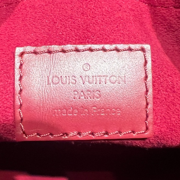 Louis Vuitton monogram pouch noe bag - Picture 9 of 10